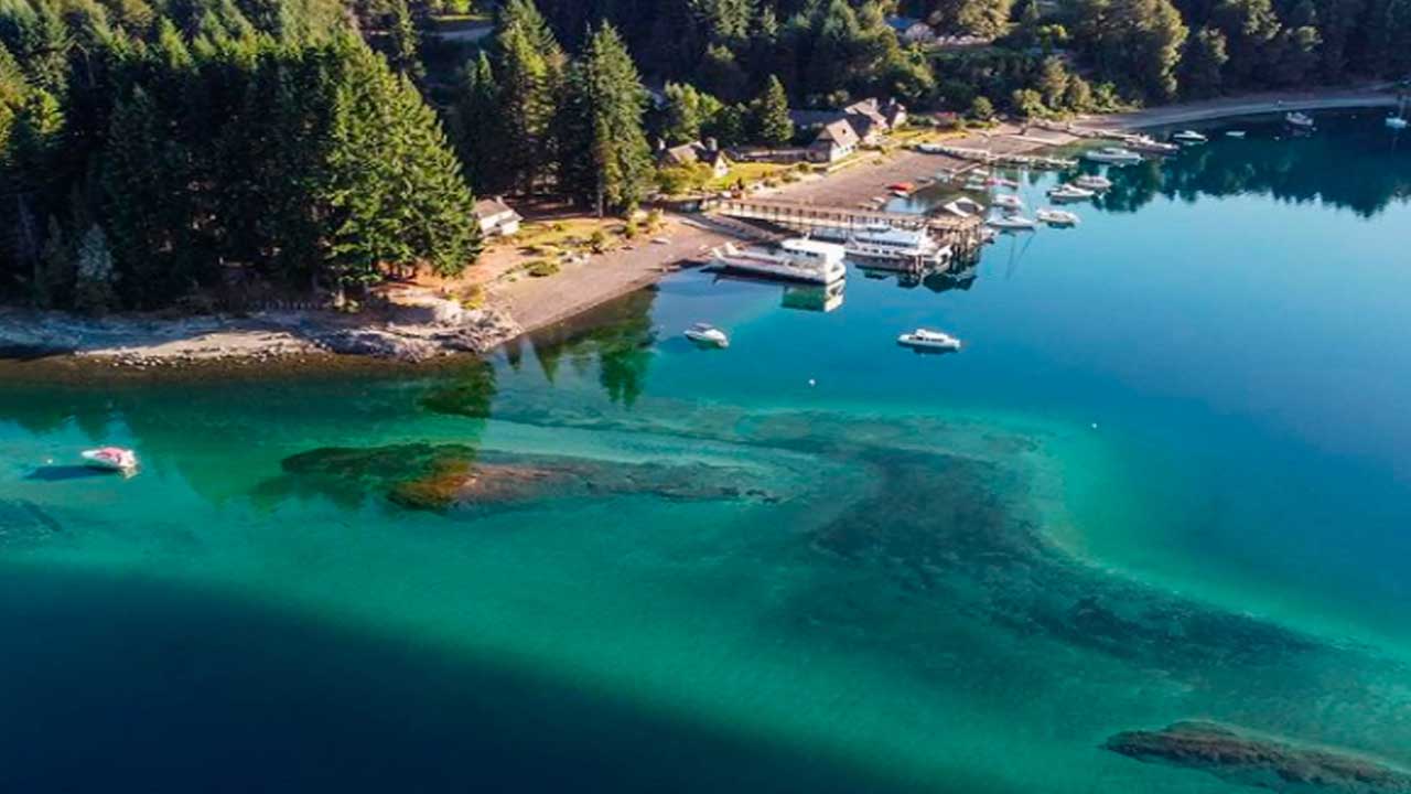4 Explora Bariloche y sus alrededores en este emocionante tour de 4 días. Disfruta de vistas panorámicas, excursiones a islas y bosques centenarios.